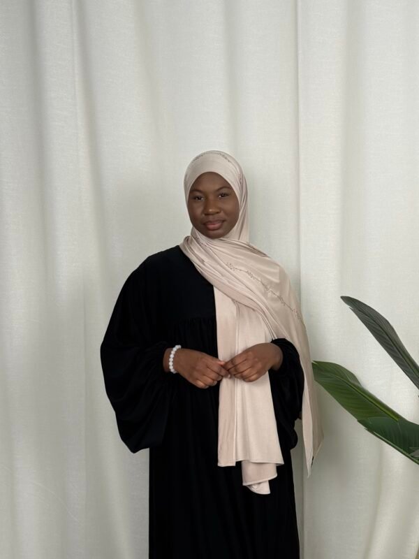 image00052 Nude Beige